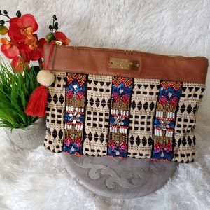 Abercrombie & Fitch Pouch